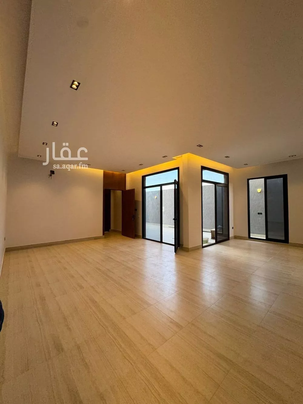 4 bedroom floor in Al Rimal 3