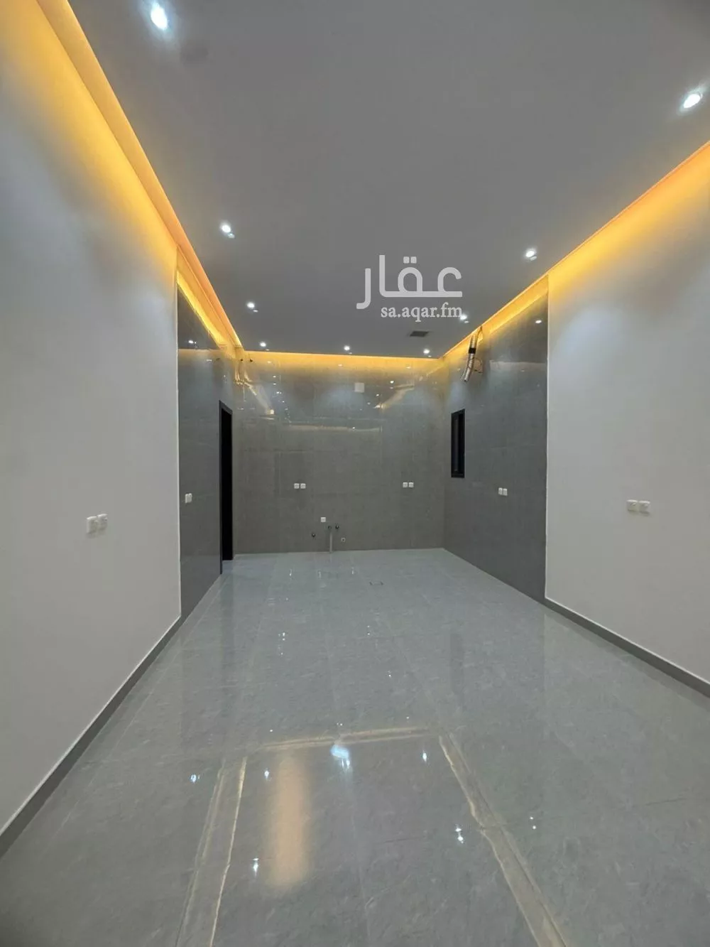 دور 4 غرف في العارض 15