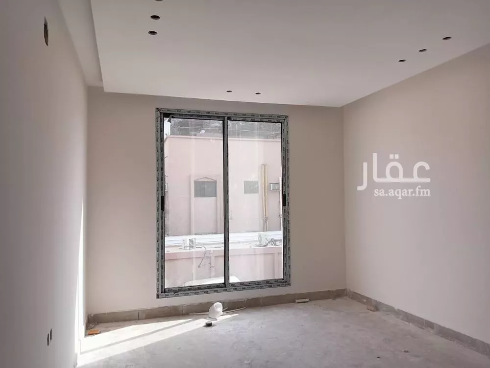 4 bedroom floor in Al Zahrah 9