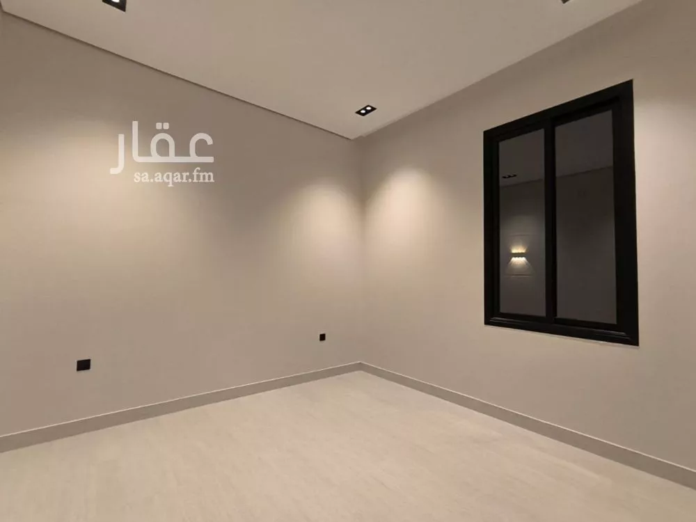 4 bedroom floor in Al Munsiyah 3
