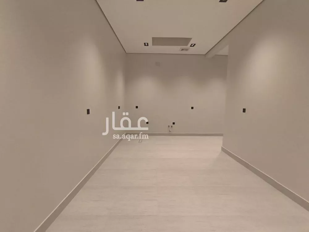 4 bedroom floor in Al Munsiyah 9