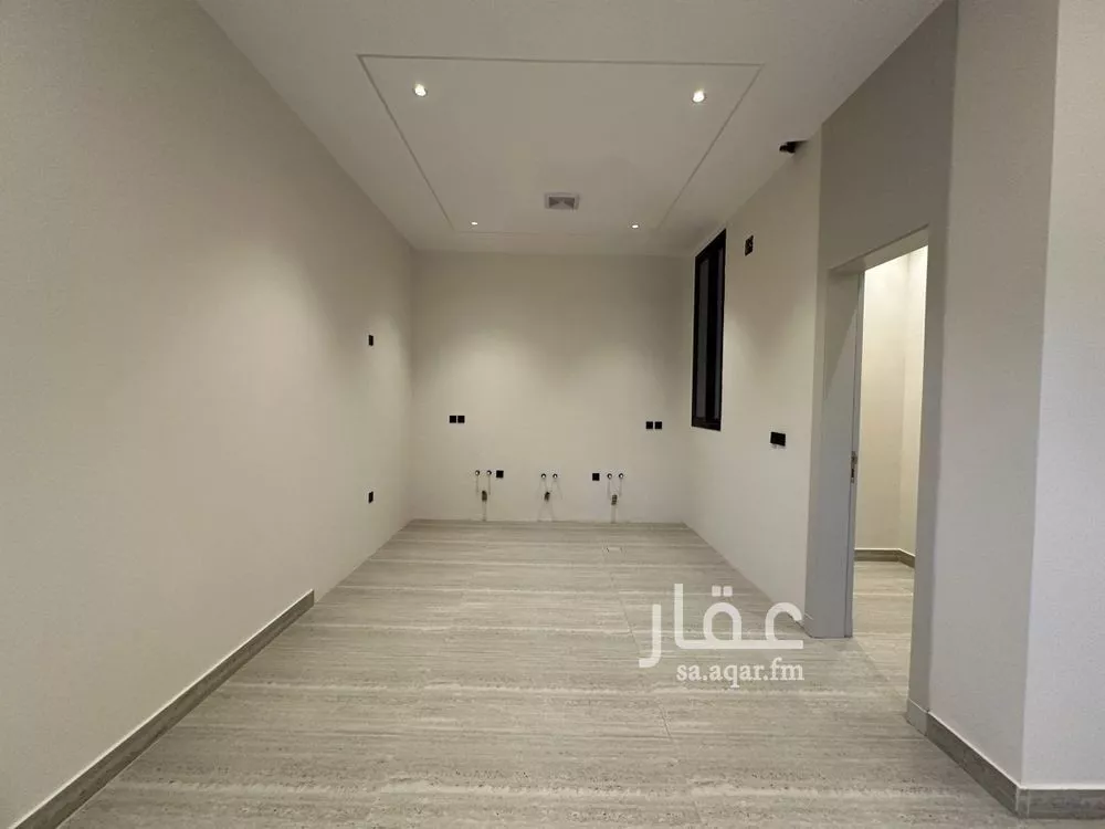 5 bedroom floor in Al Munsiyah 7