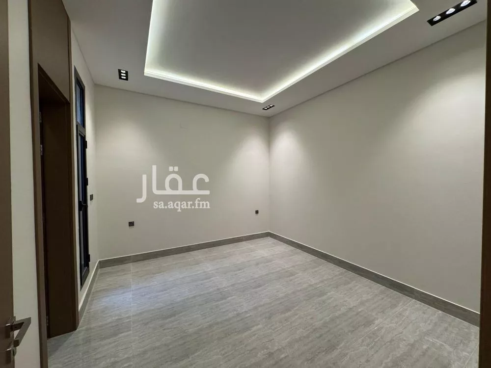 5 bedroom floor in Riyadh 2
