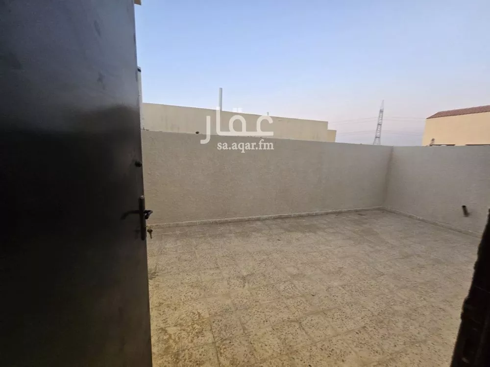 3 bedroom floor in Al Shifa 9
