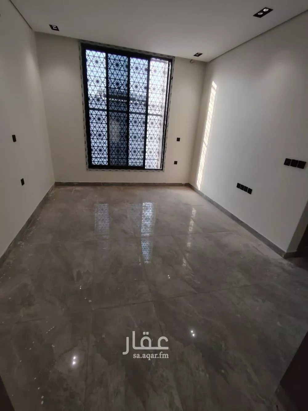 دور 3 غرف في اشبيلية 9
