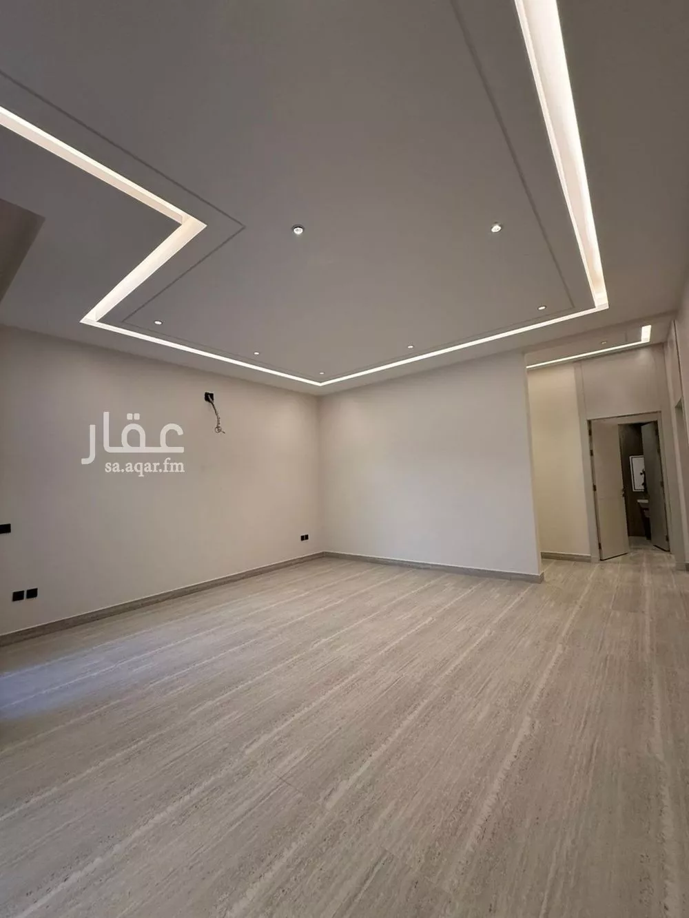 3 bedroom floor in Al Munsiyah 6