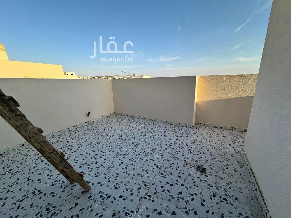 دور 4 غرف في طيبة 13
