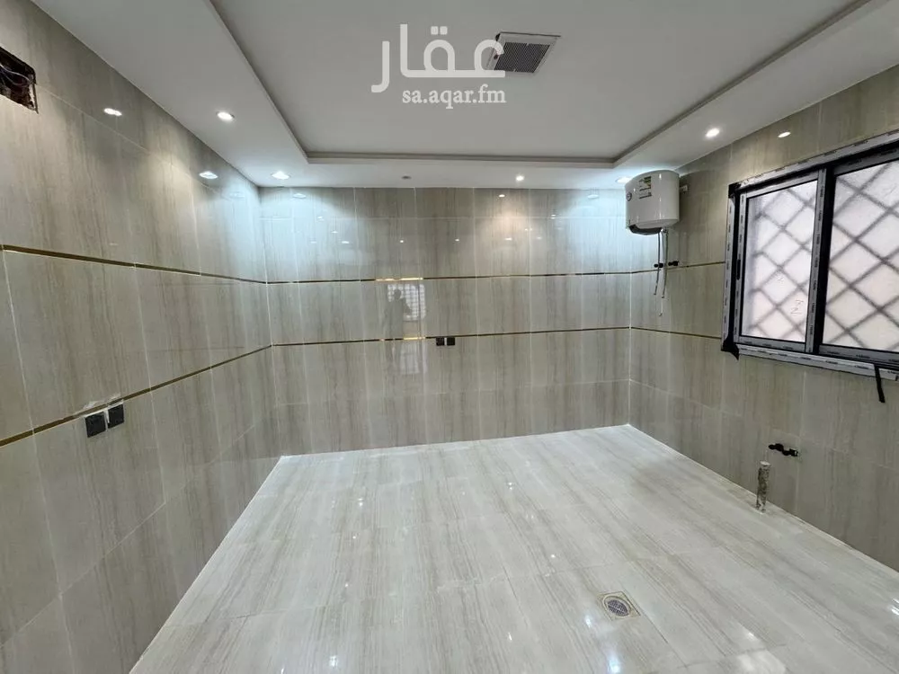 دور 4 غرف في طيبة 8