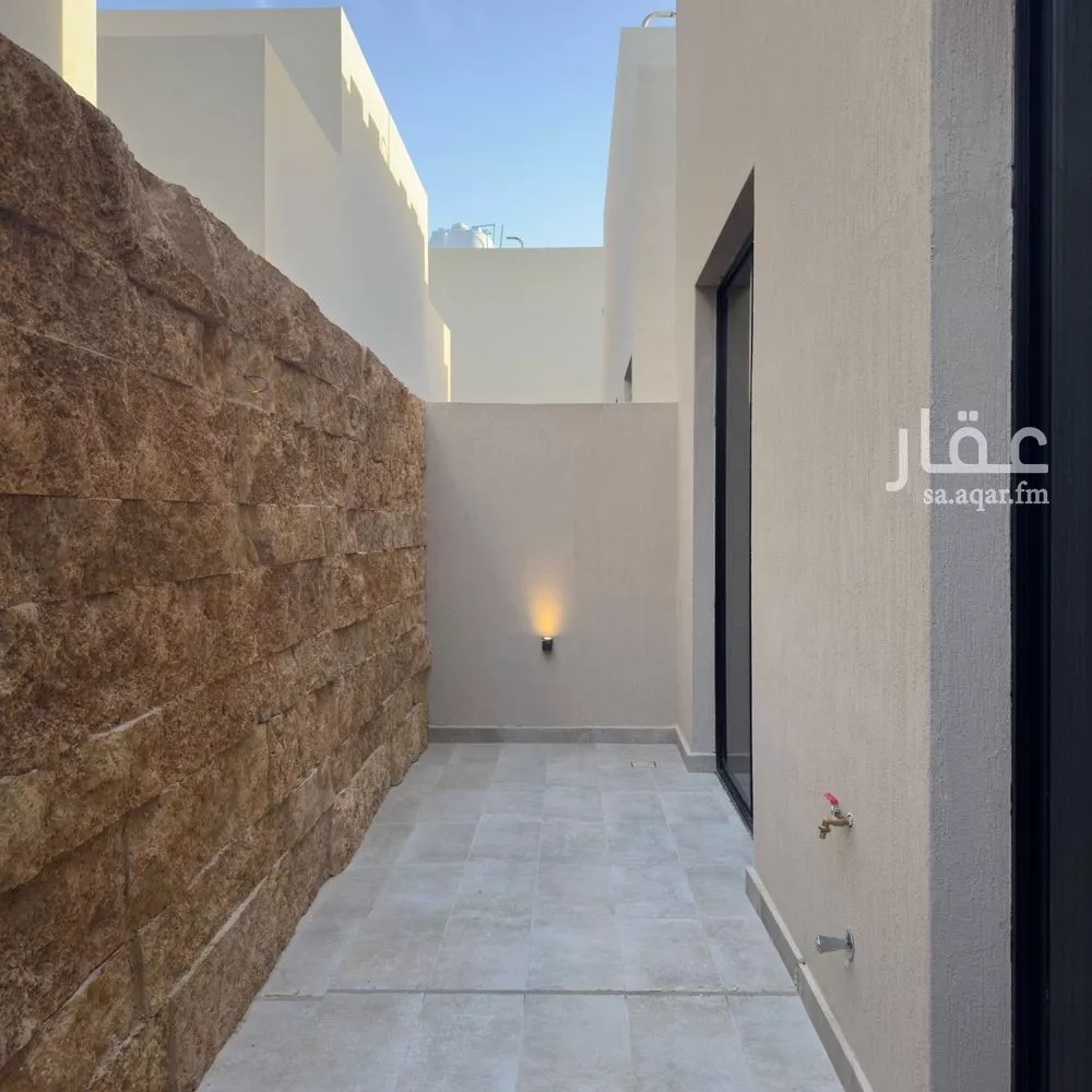 3 bedroom floor in Al Yasmin 11