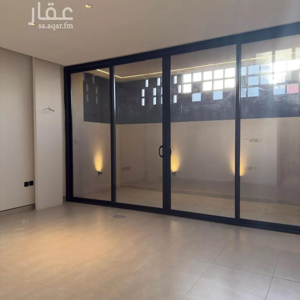 3 bedroom floor in Al Yasmin 3