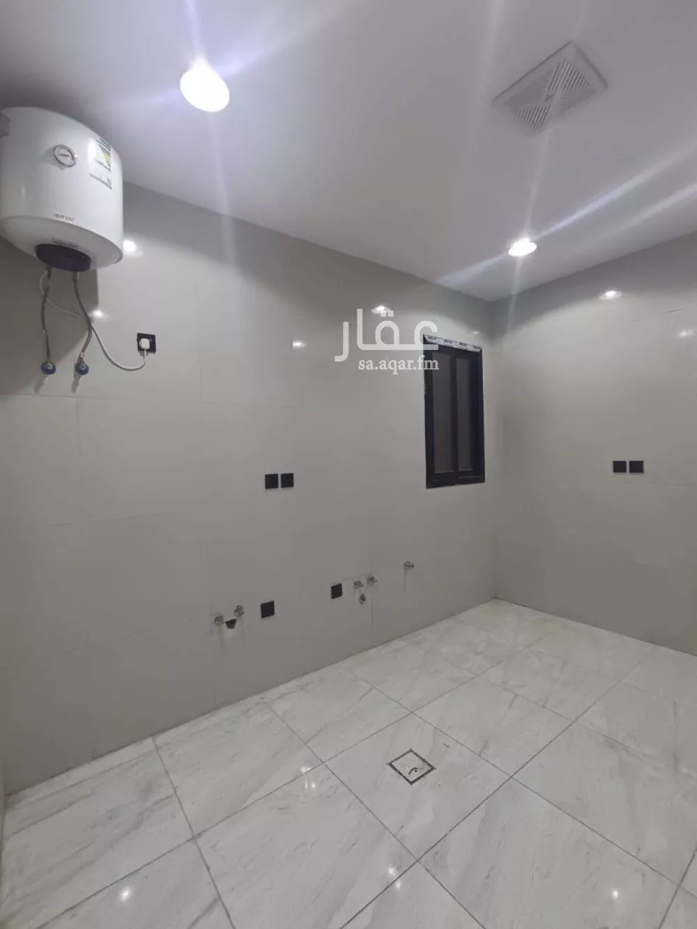 4 bedroom floor in Okaz 2