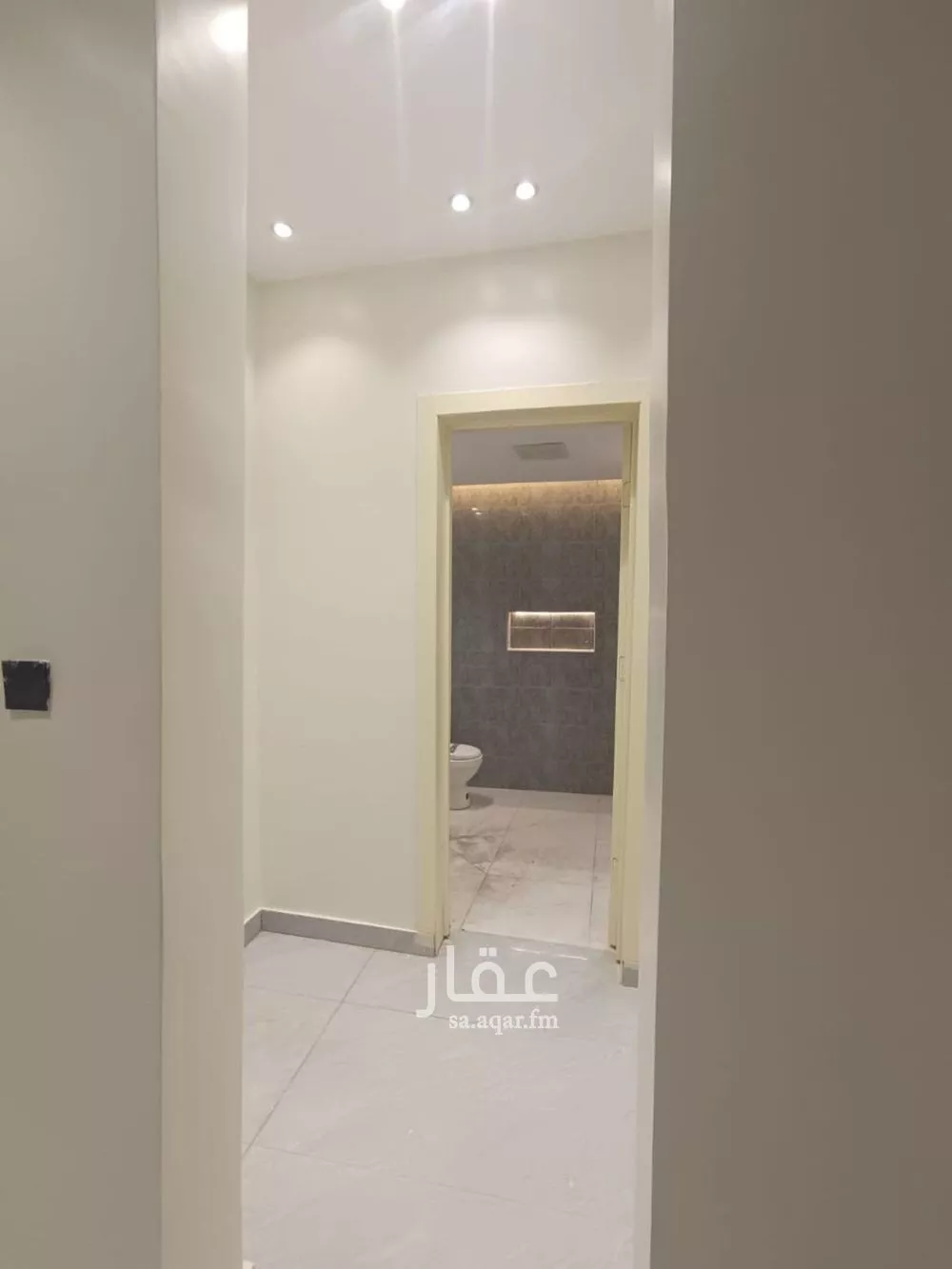 4 bedroom floor in Okaz 4