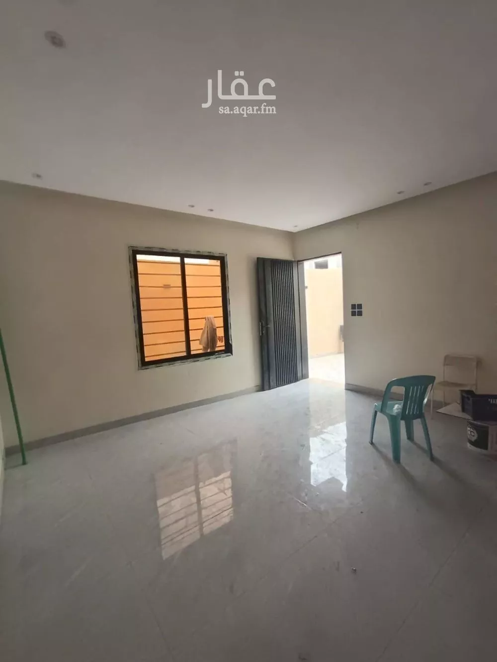 4 bedroom floor in Okaz 8