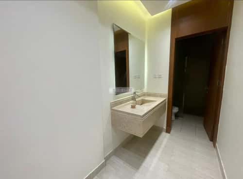 3 bedroom apartment in Al Malqa 5