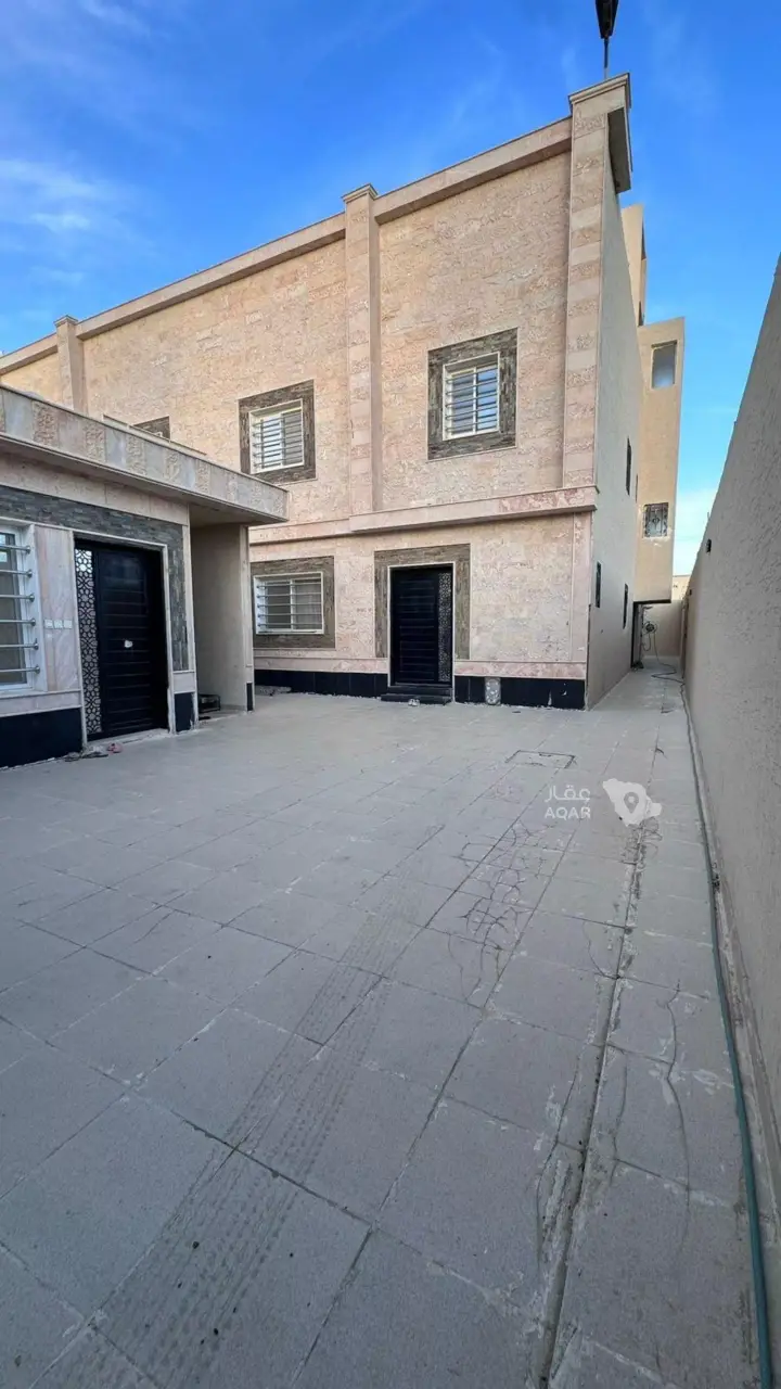 4 bedroom villa in Tuwaiq, Riyadh 2