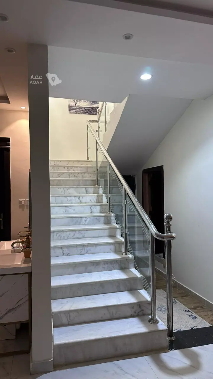 4 bedroom villa in Tuwaiq, Riyadh 7