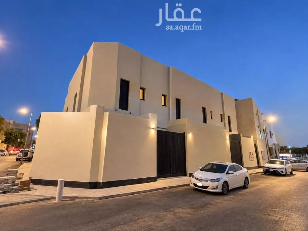 20 bedroom building in Al Malaz, Riyadh