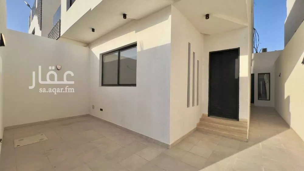 4 bedroom floor in Ash Sharq 2