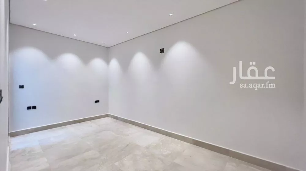 4 bedroom floor in Ash Sharq 15
