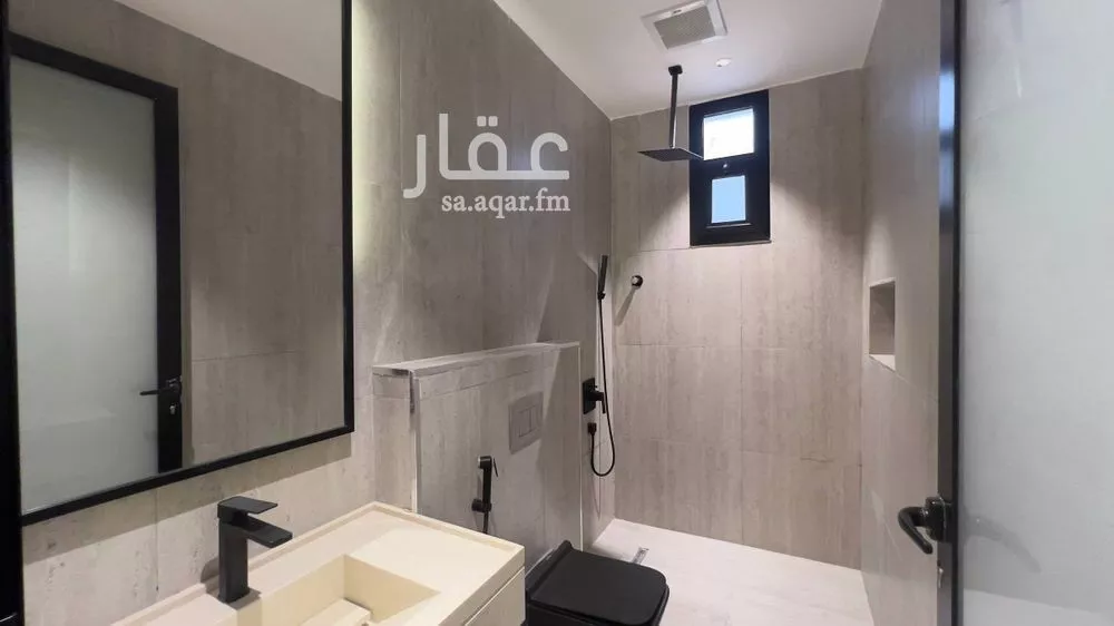4 bedroom floor in Ash Sharq 9