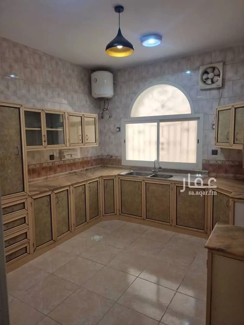 4 bedroom apartment in Al Wasayif, Abha 2