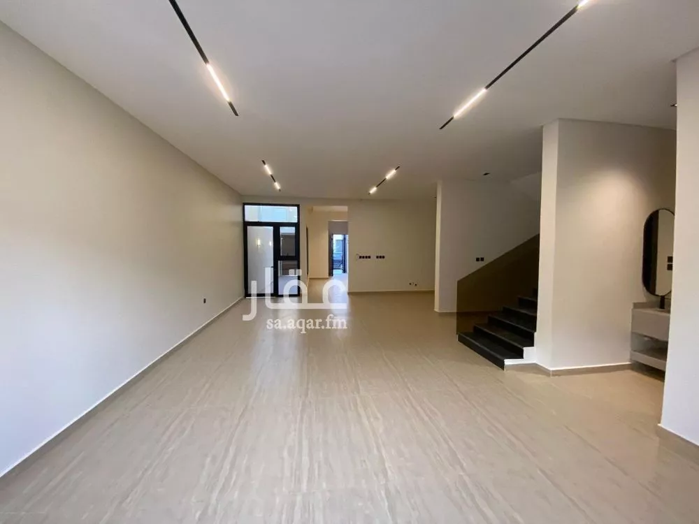 4 bedroom floor in As Suwaidi Al Gharabi 3