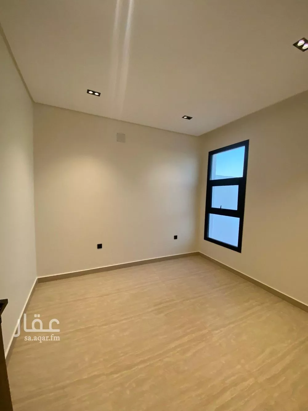 4 bedroom floor in As Suwaidi Al Gharabi 5