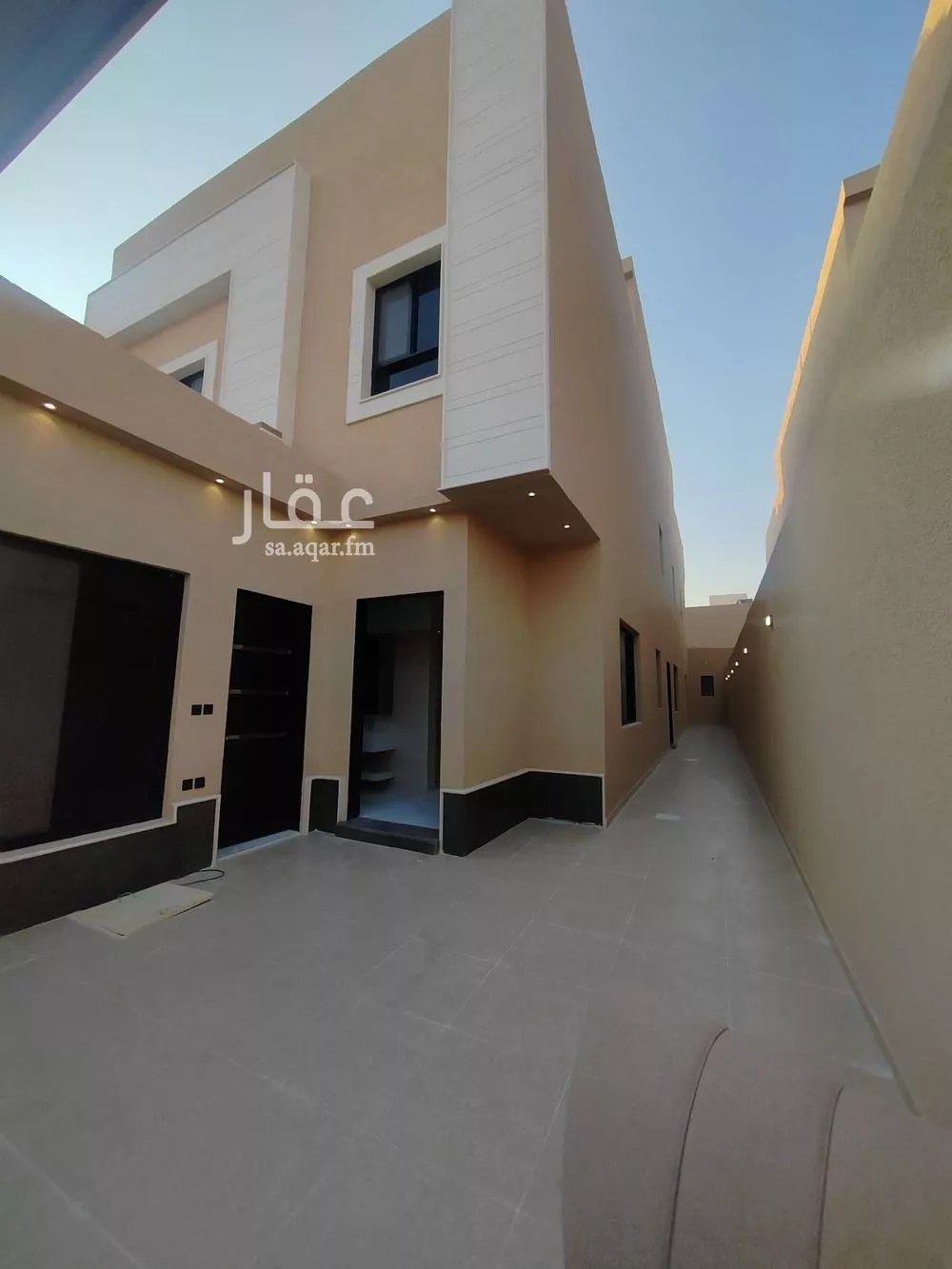5 bedroom floor in Al Hazm 4