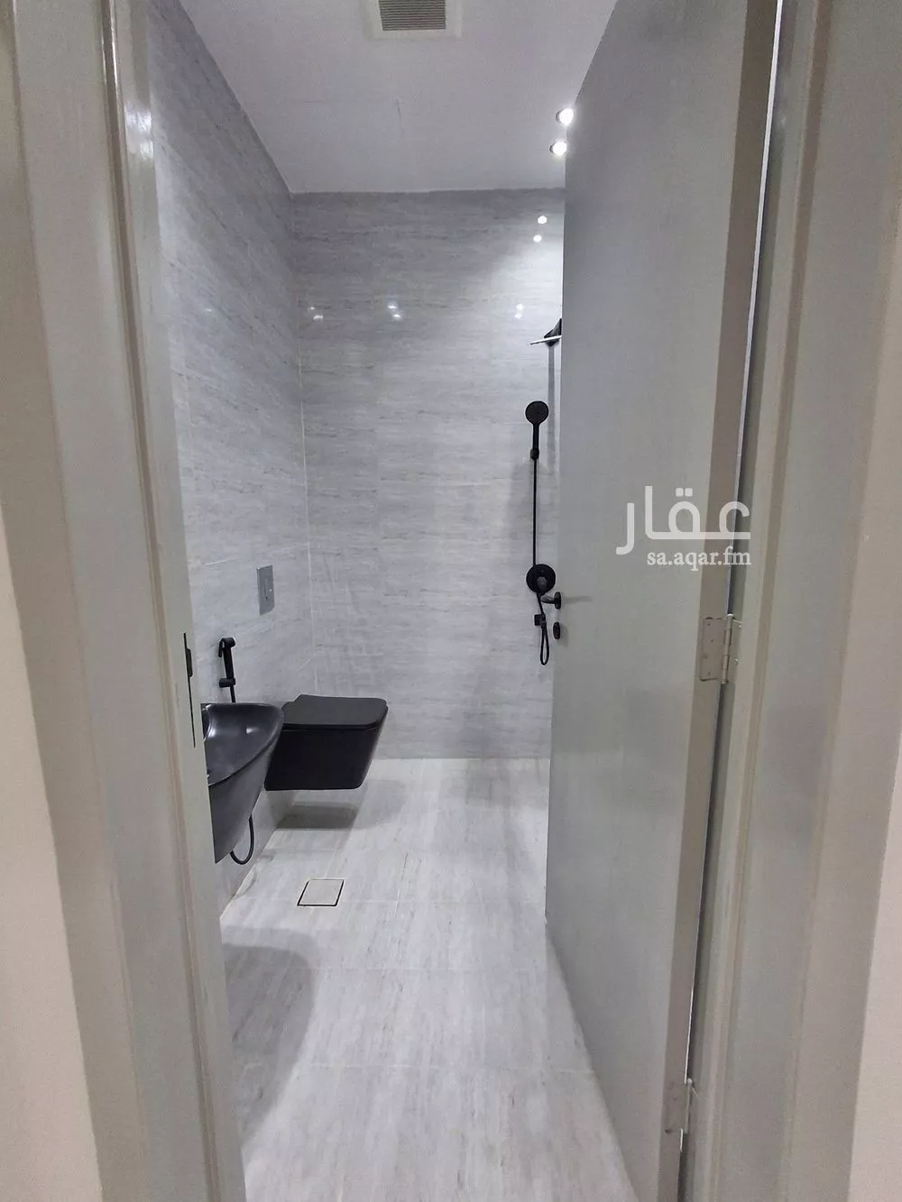 7 bedroom floor in Dhahrat Namar 11