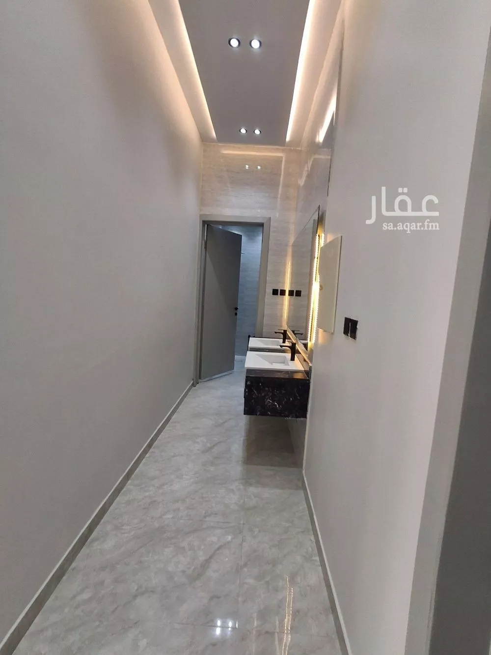 7 bedroom floor in Dhahrat Namar 8
