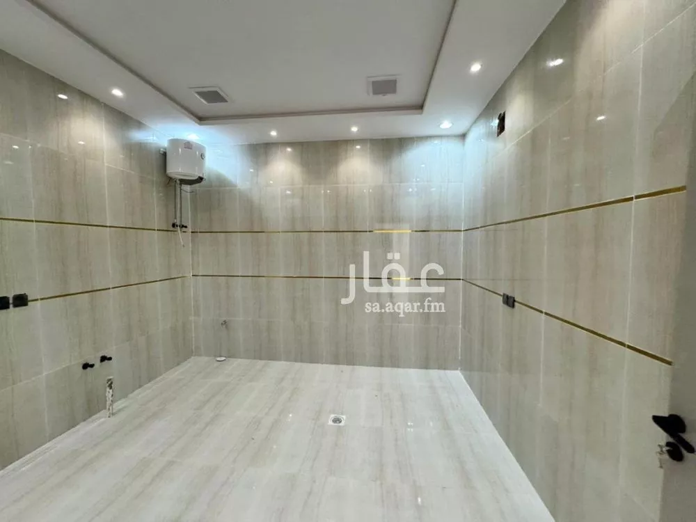 دور 4 غرف في طيبة 10
