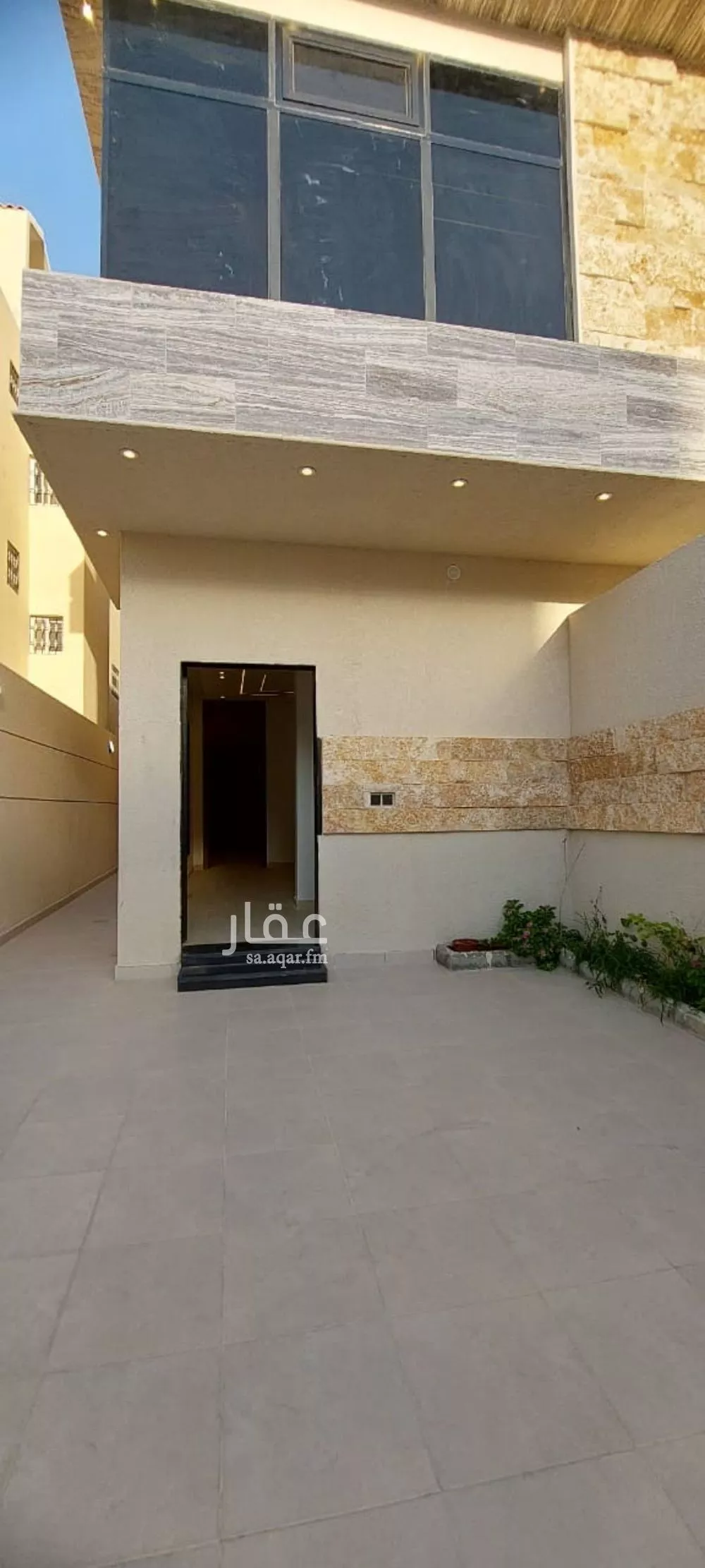 8 bedroom floor in Tuwaiq 6