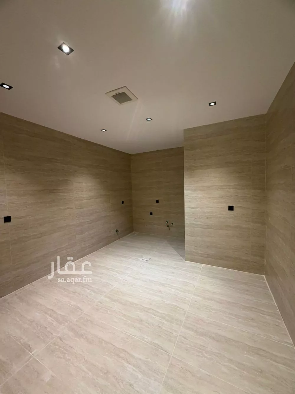 6 bedroom floor in Al Hazm 9