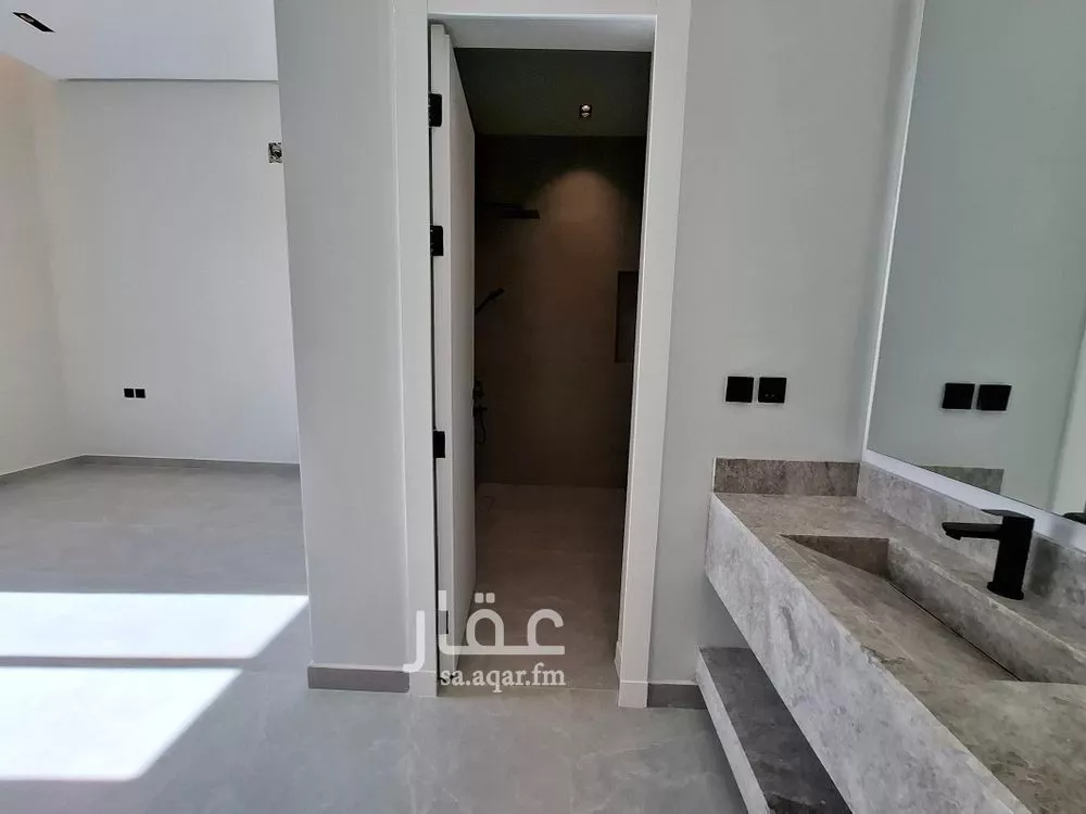 دور 4 غرف في النرجس 5