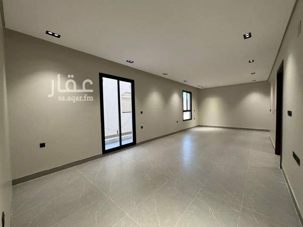 4 bedroom floor in Ishbiliyah 4