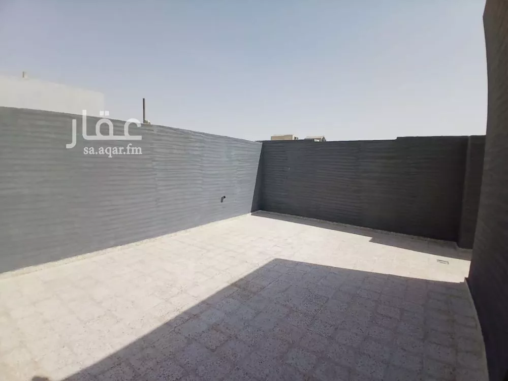 3 bedroom floor in Al Rimal 7