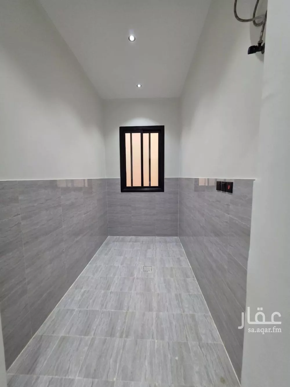 5 bedroom floor in Dahiat Namar 14