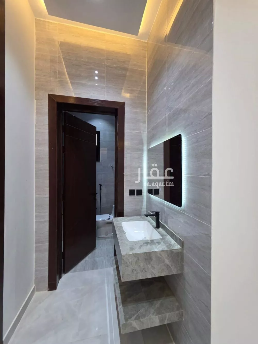 5 bedroom floor in Dahiat Namar 18