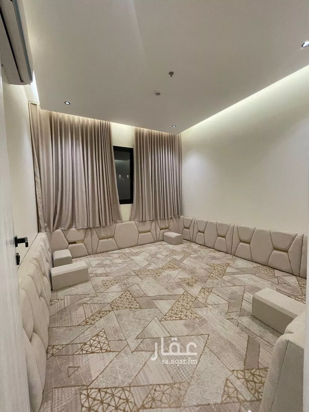 5 bedroom apartment in Tuwaiq 8
