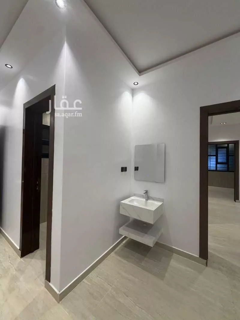 3 bedroom apartment in Okaz, Riyadh 2