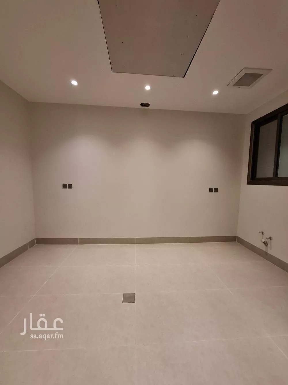 دور 4 غرف في السويدي الغربي 20