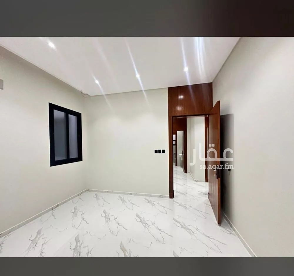 5 bedroom floor in Al Hazm 8