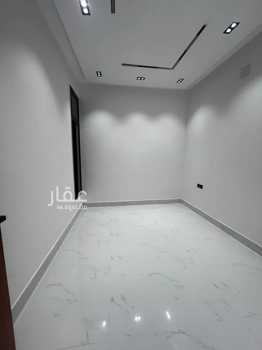 5 bedroom floor in Taibah 17