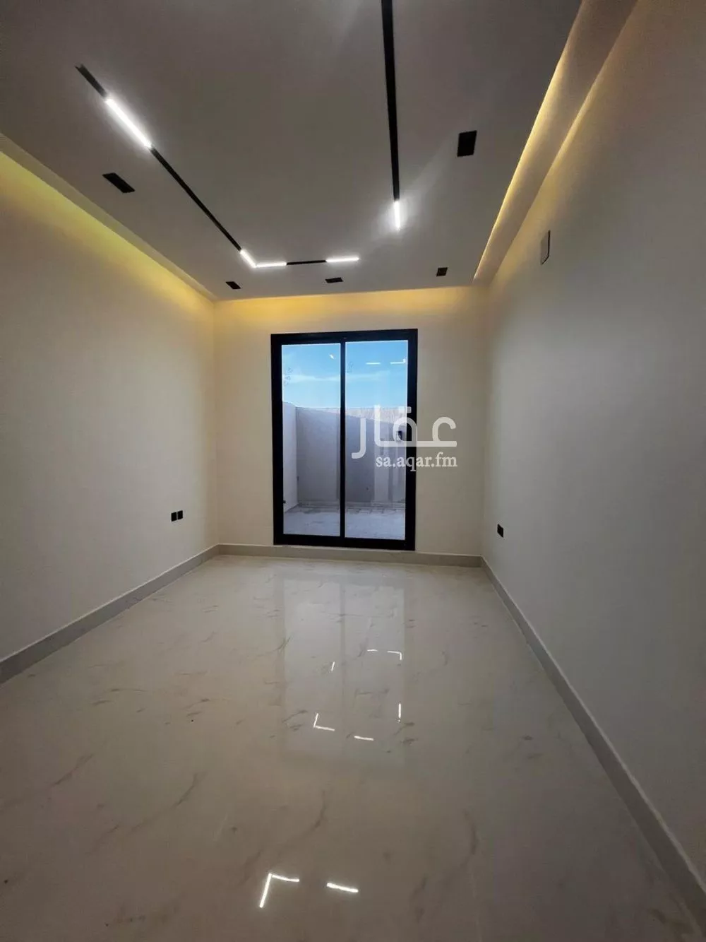 5 bedroom floor in Taibah 19