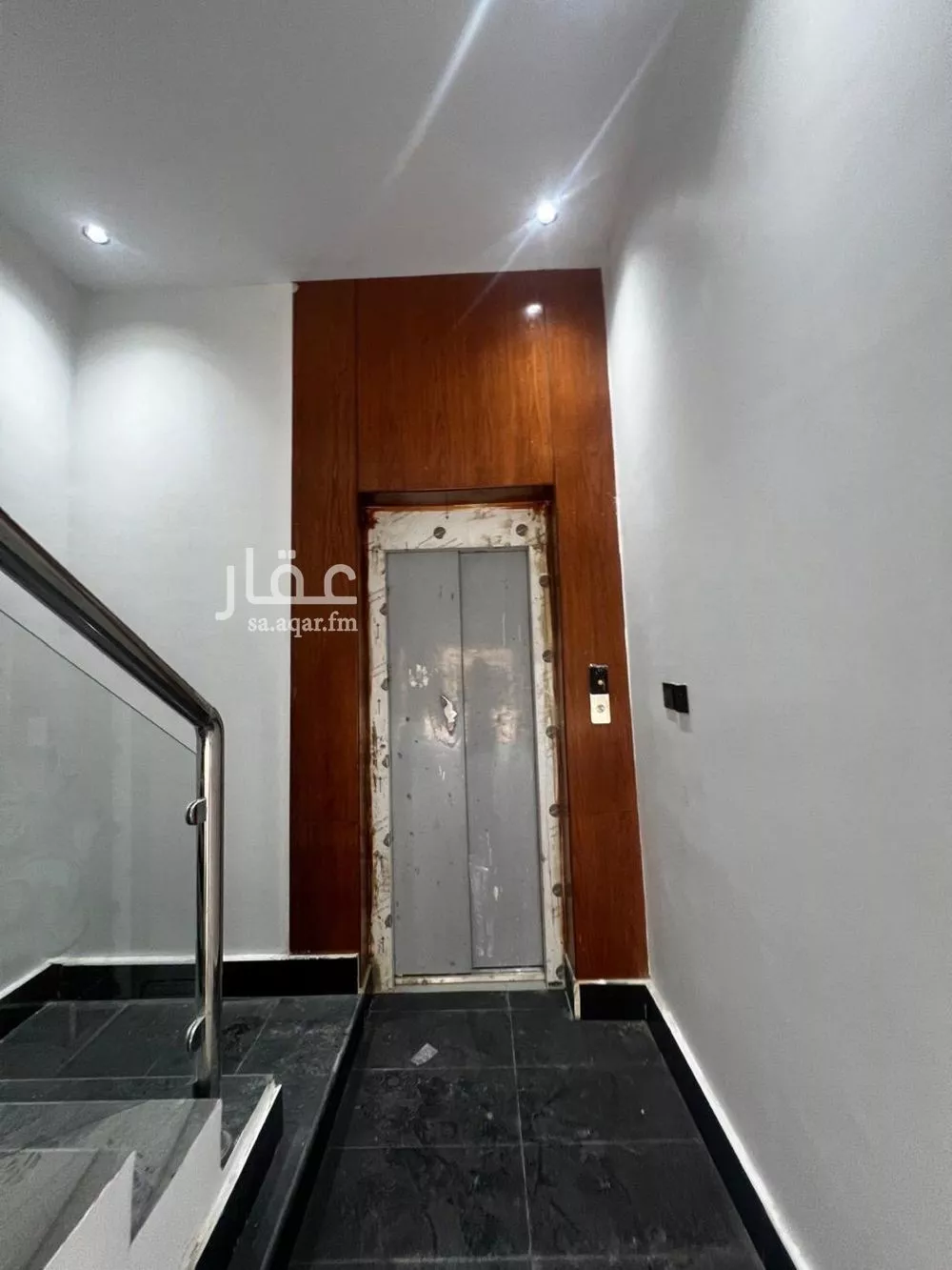 5 bedroom floor in Taibah 5