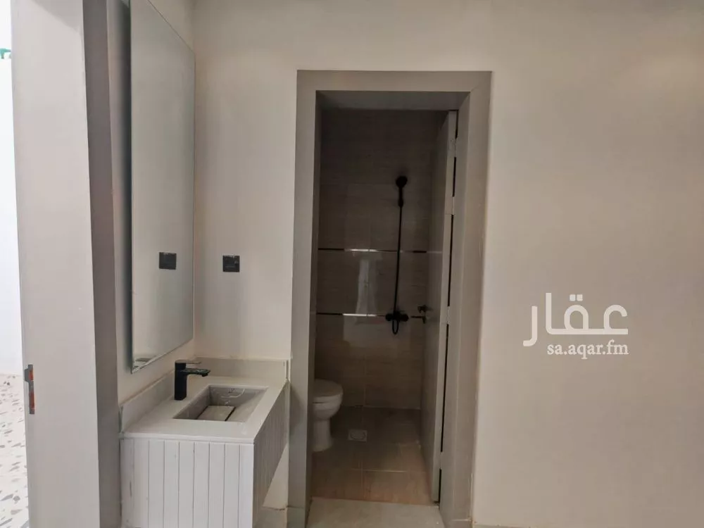 دور 5 غرف في طيبة 15