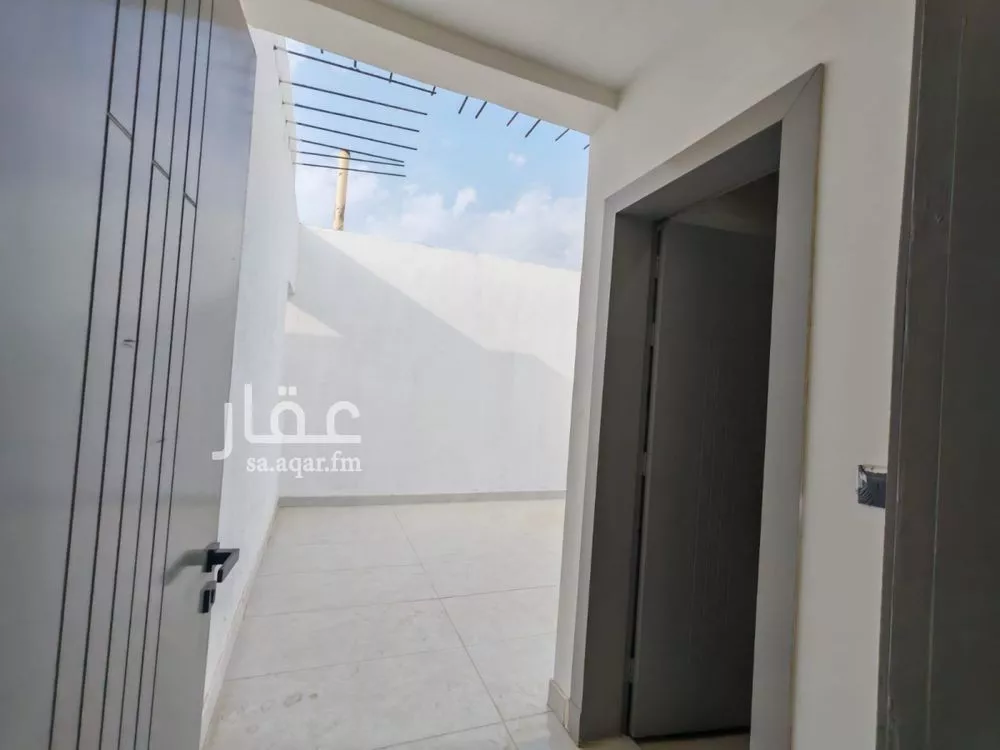 دور 5 غرف في طيبة 6