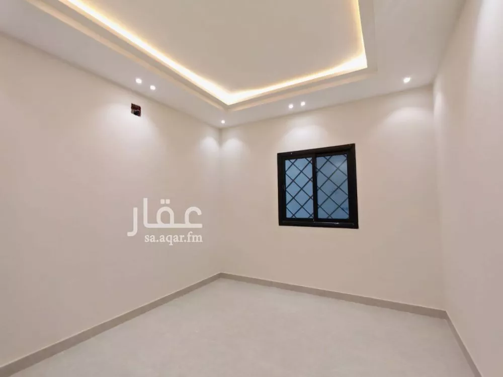 دور 5 غرف في طيبة 8