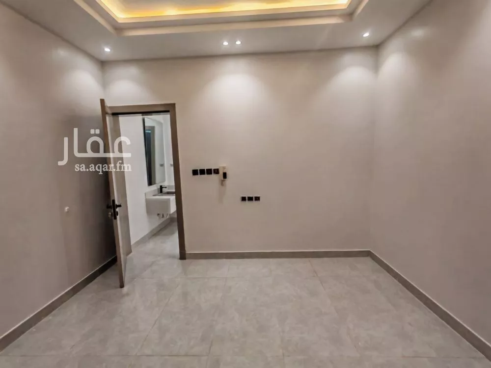 دور 5 غرف في طيبة 9