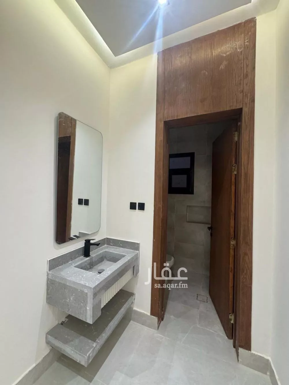 دور 5 غرف في طيبة 17